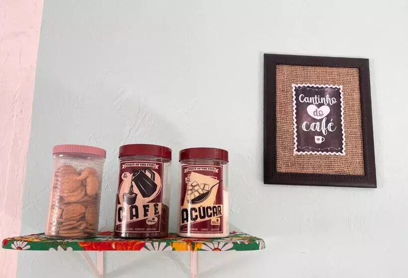 Retkeilymaja Pousada São Jorge Sinta Se Em Casa 1 Minuto A Pé Da Praia Localizada Na Principal Av Da Praia Café D