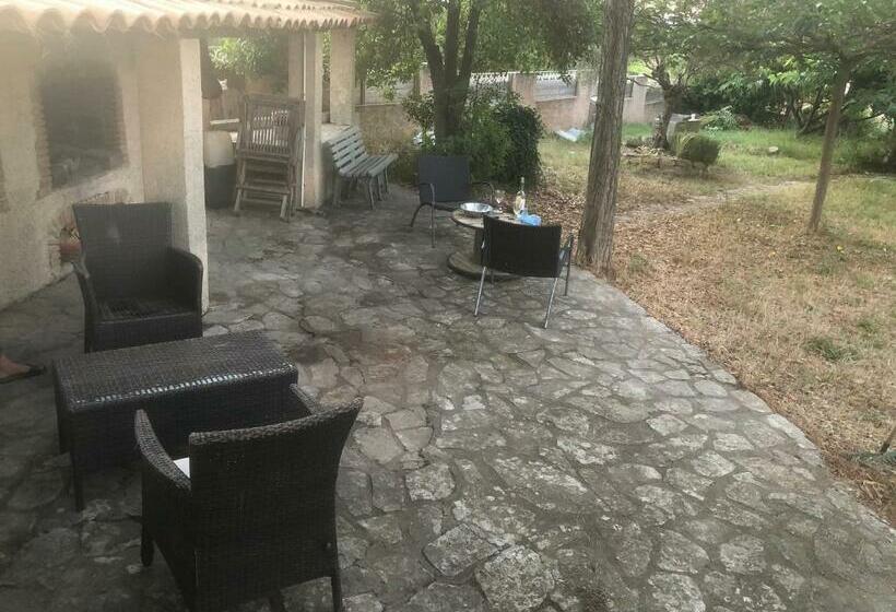 민박 Chambre Pratique Avec Wc Et Vasque Attenant Du Rucher Naturaile