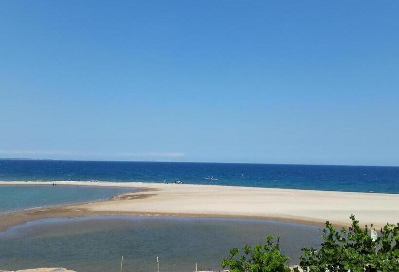 צימר Cristina Beachfront Cottages