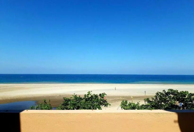 تختخواب و صبحانه Cristina Beachfront Cottages