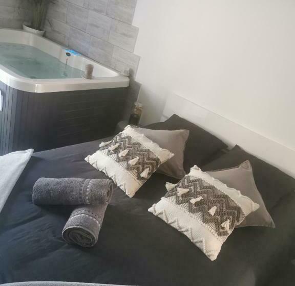 تختخواب و صبحانه Jacuhomespa13