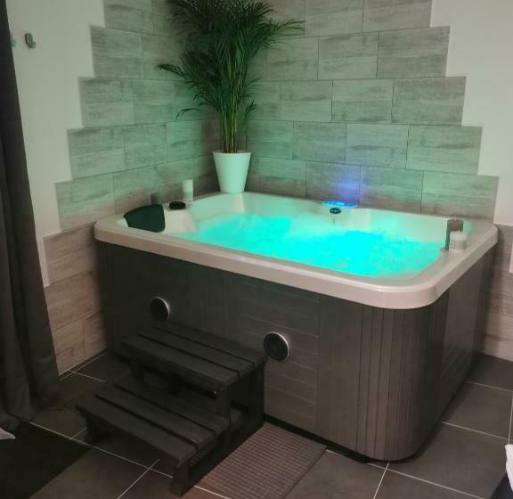 تختخواب و صبحانه Jacuhomespa13