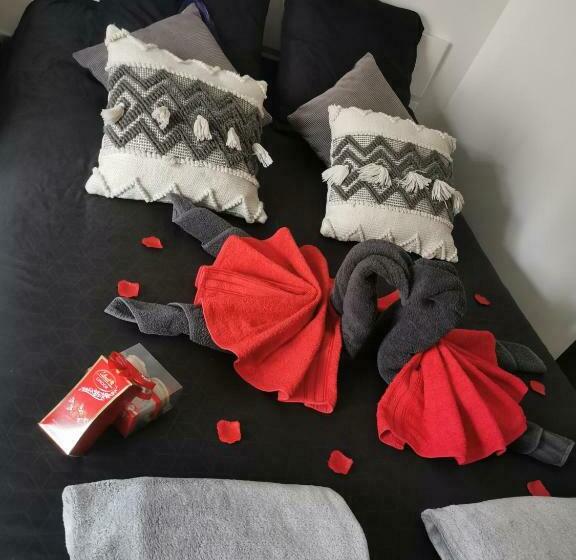 تختخواب و صبحانه Jacuhomespa13