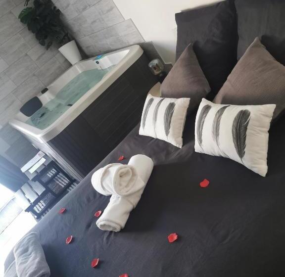 تختخواب و صبحانه Jacuhomespa13