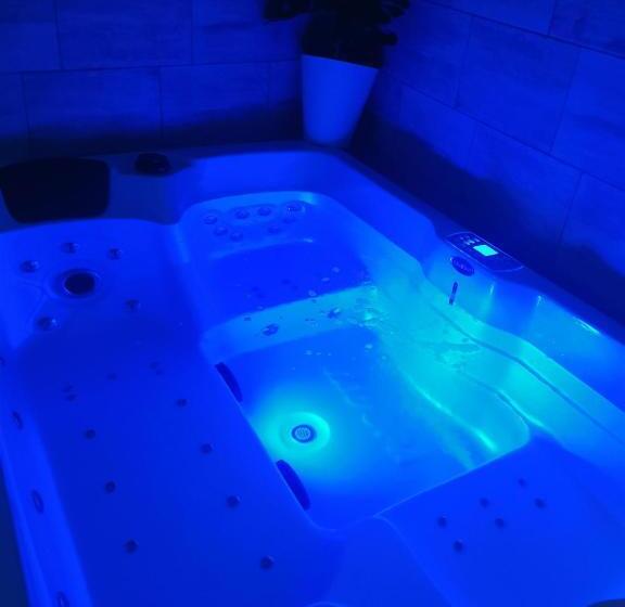 تختخواب و صبحانه Jacuhomespa13