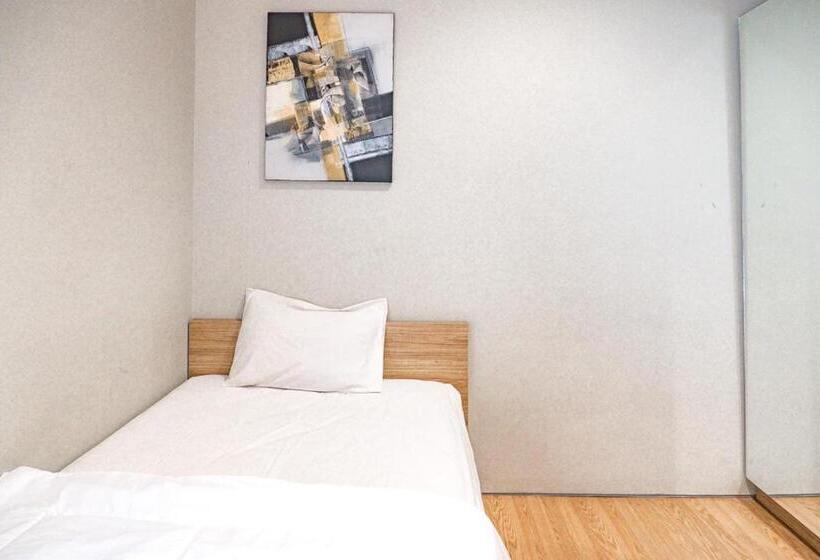 بنسيون Three J Residence 2