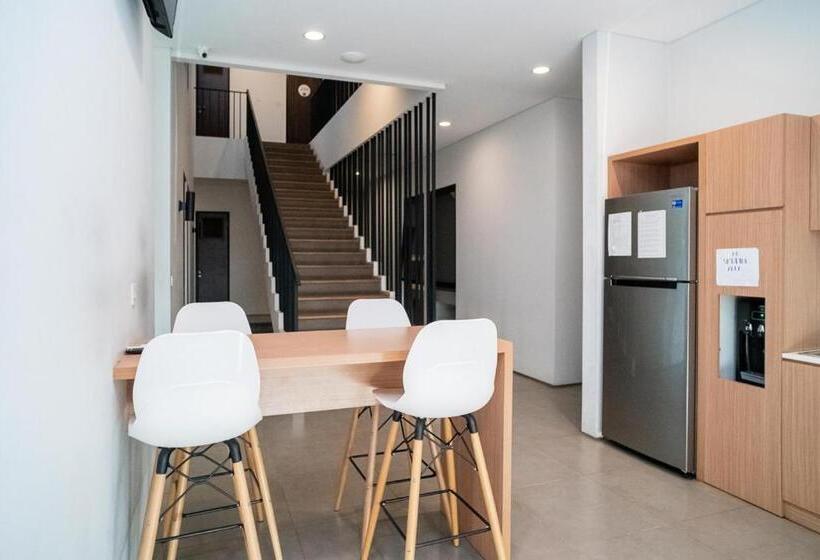 بنسيون Three J Residence 2