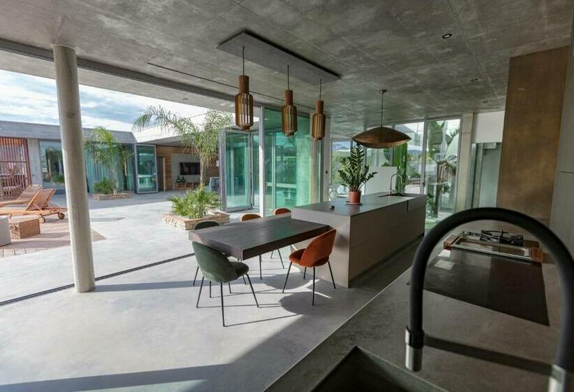 پانسیون Villa Alba Rosula