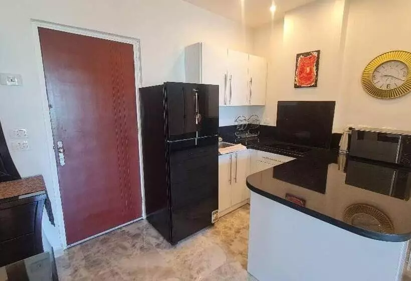 Seafront Apartment G311