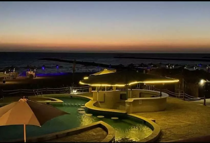 Seafront Apartment G311
