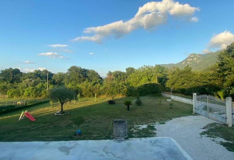 مبيت وإفطار A Casa Nostra