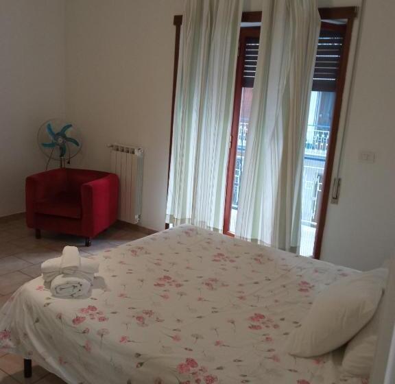 تختخواب و صبحانه Casa Peo