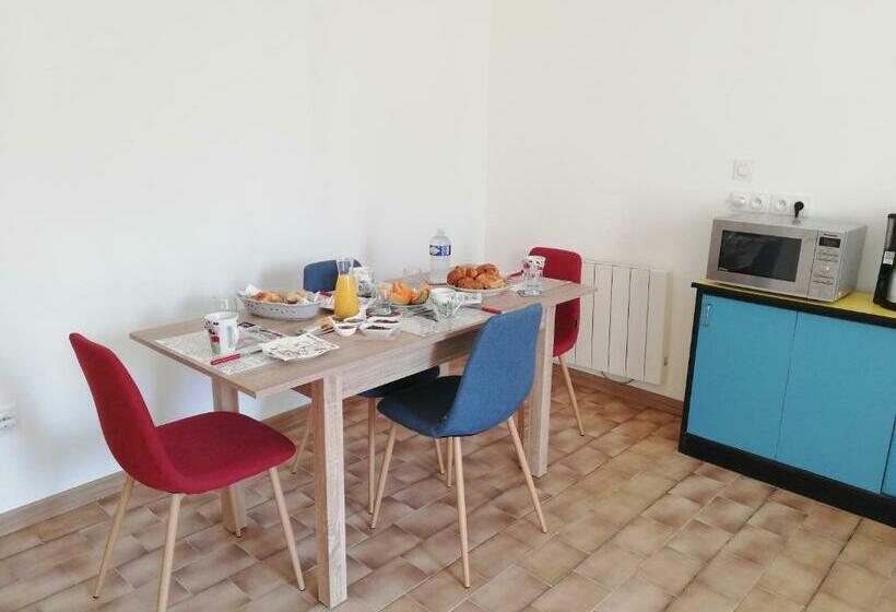 Bed and Breakfast Les Greniers Du Château