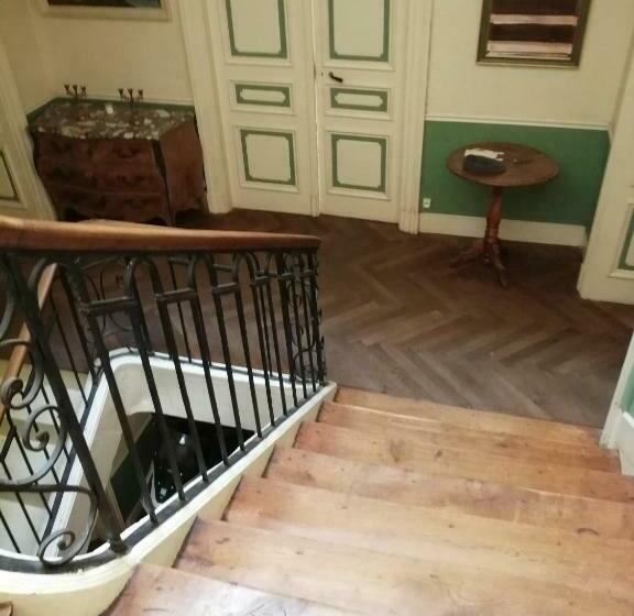 تختخواب و صبحانه Maison Alba La Source