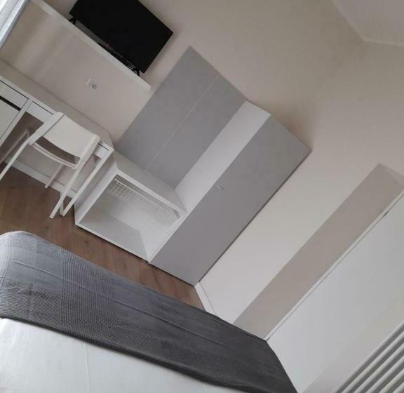 פנסיון Affittacamere The Door In The Room And Parking Space