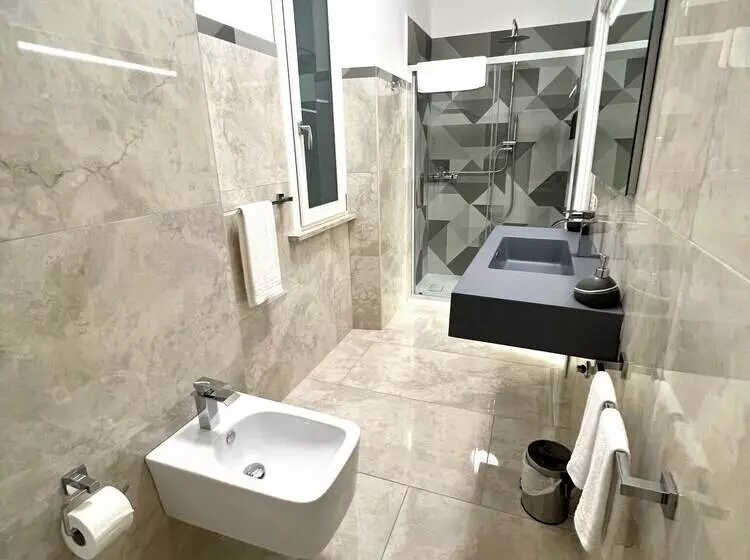 پانسیون Circeo Boutique Rooms
