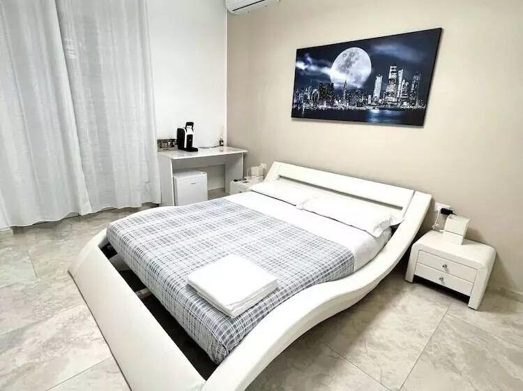 پانسیون Circeo Boutique Rooms