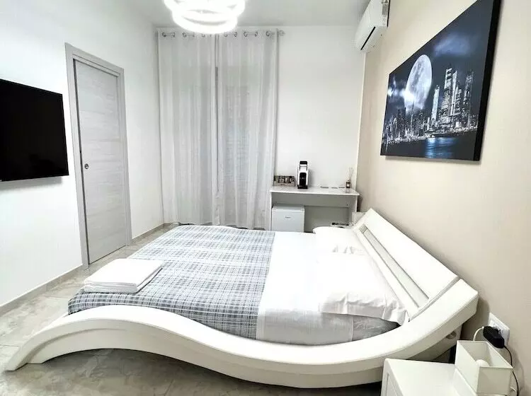 پانسیون Circeo Boutique Rooms