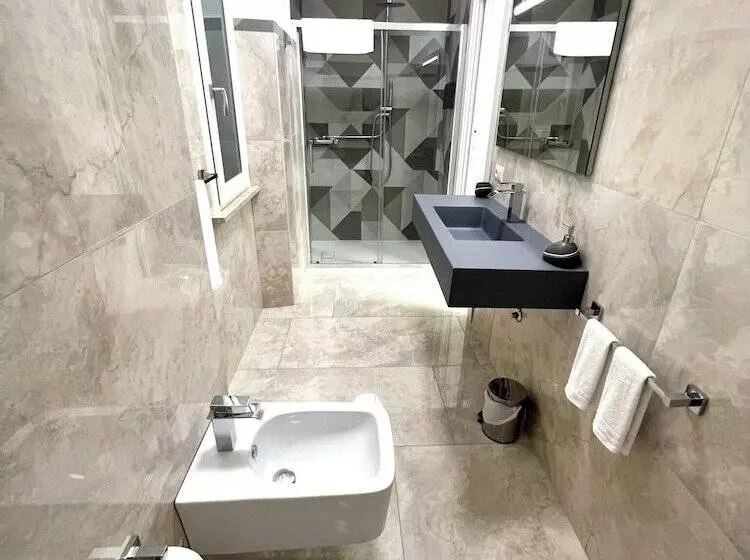 پانسیون Circeo Boutique Rooms
