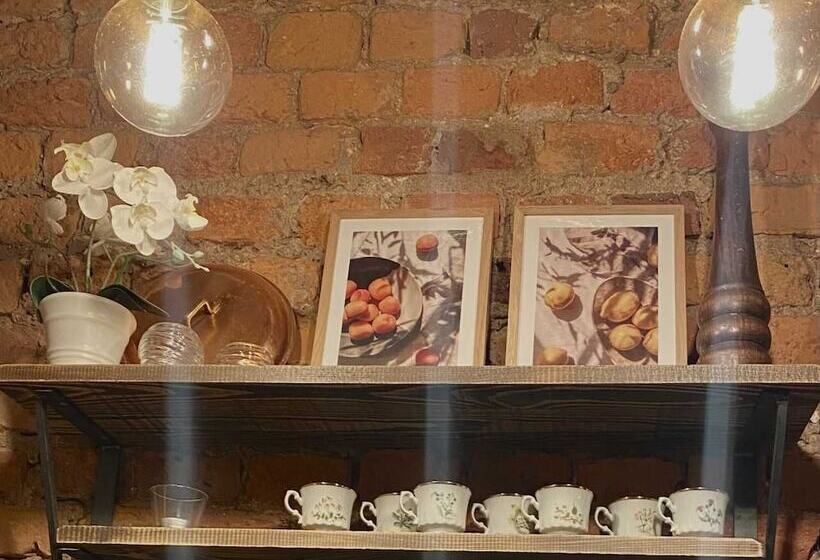 هاستل Lilla Brunn