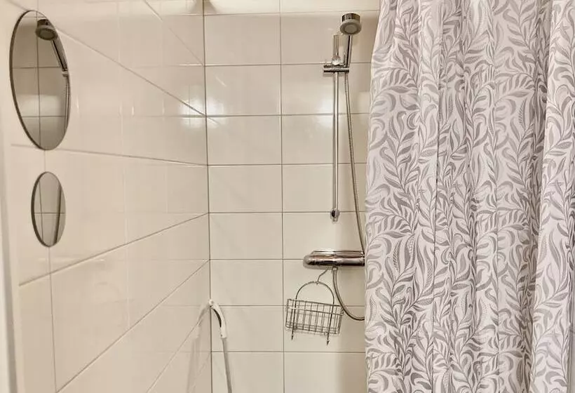 호스텔 Lilla Brunn