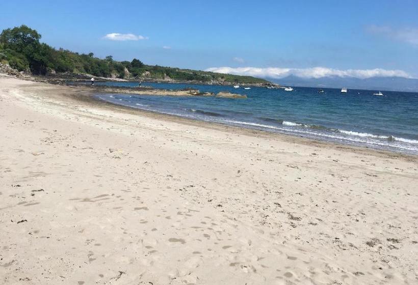 The Skellig Lodge & Hostel