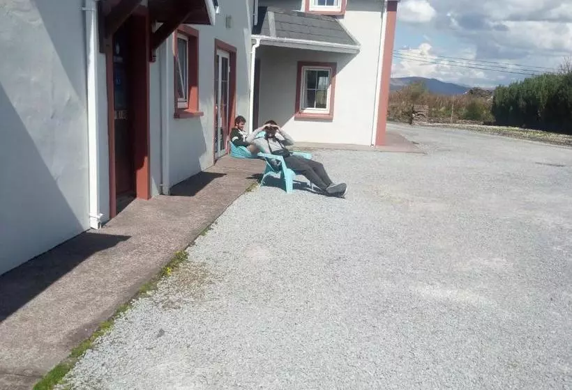 The Skellig Lodge & Hostel