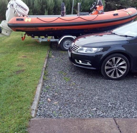 The Skellig Lodge & Hostel