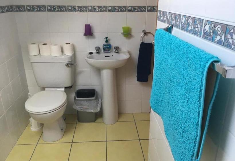 The Skellig Lodge & Hostel