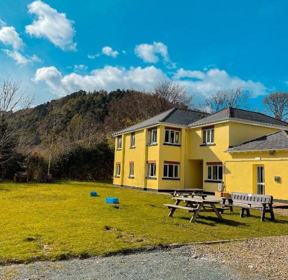 Glendalough International Youth Hostel