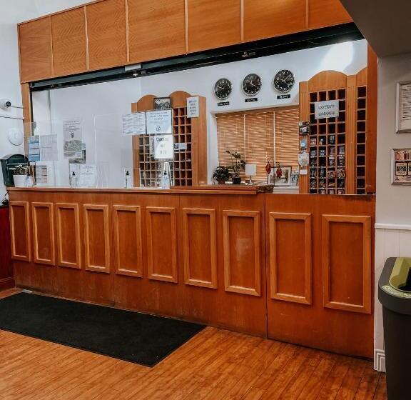 Glendalough International Youth Hostel