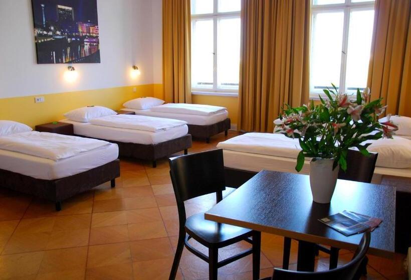 Grand Hostel Berlin Classic