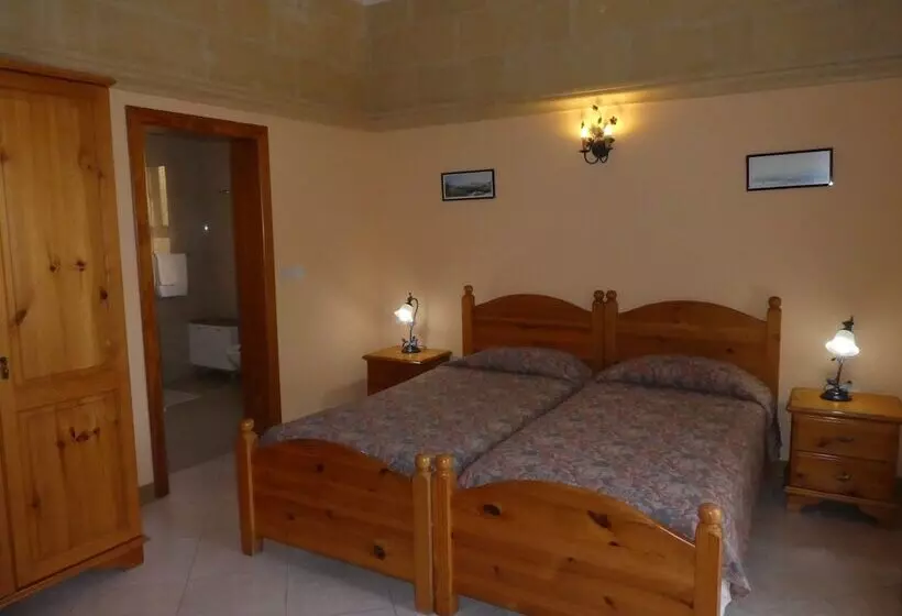 مسافرخانه San Antonio Guesthouse