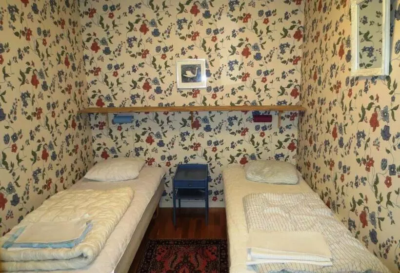 Hostel Bed & Breakfast