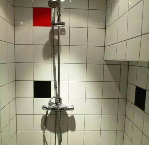 Hostel Bed & Breakfast