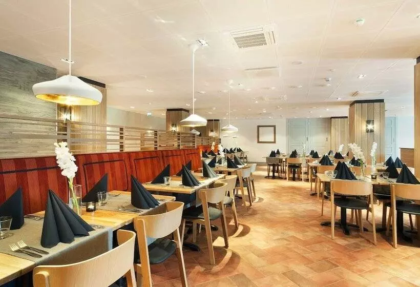 Hotel Hameenkylan Kartano