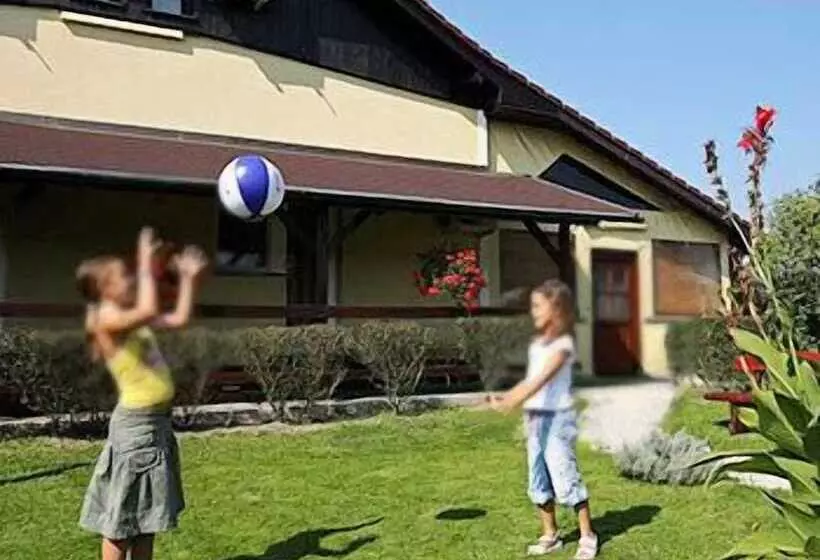 هتل Pri Ancki B&b Ljubljana Suburbs