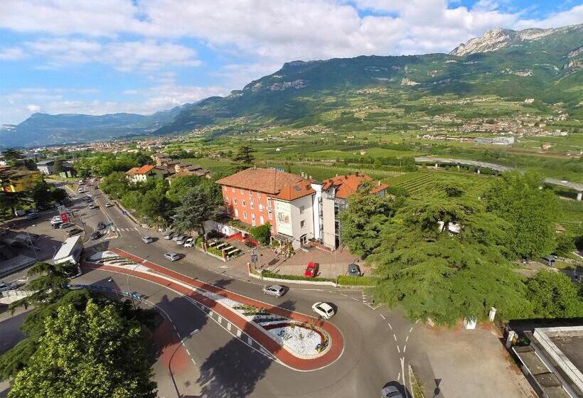 ホテル Sant Ilario