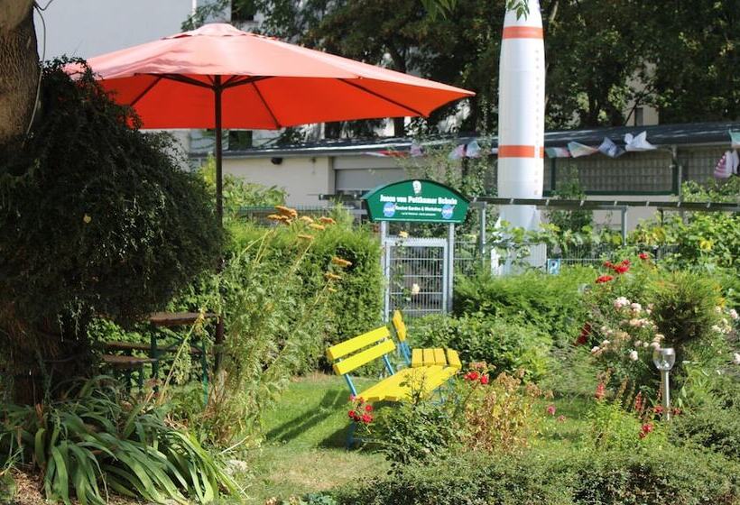 Space Hotel Im Campus Der Jvp Schule