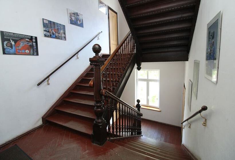 Space Hotel Im Campus Der Jvp Schule