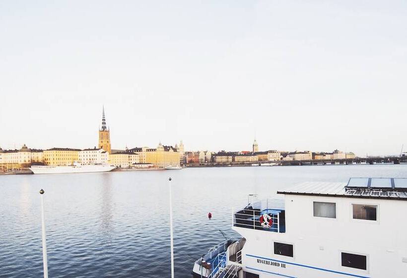 Rygerfjord Hotel & Hostel