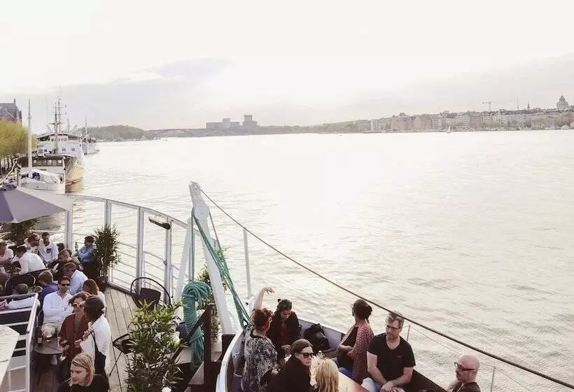 Rygerfjord Hotel & Hostel