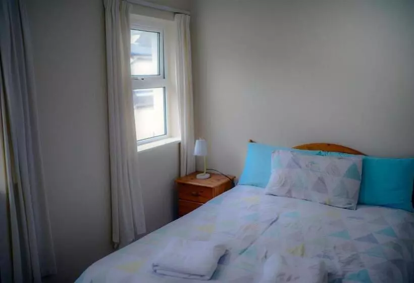 호텔 The Woodquay Hostel