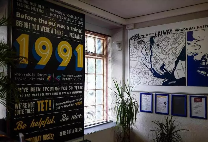 호텔 The Woodquay Hostel