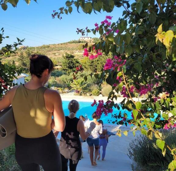 مبيت وإفطار Casa California