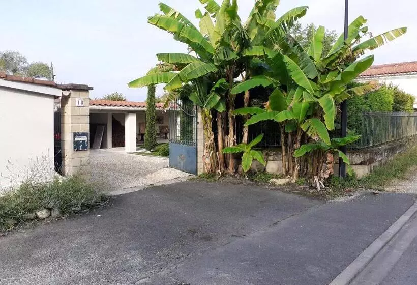 Aamiaismajoitus (B&B) Chez Jeanfi