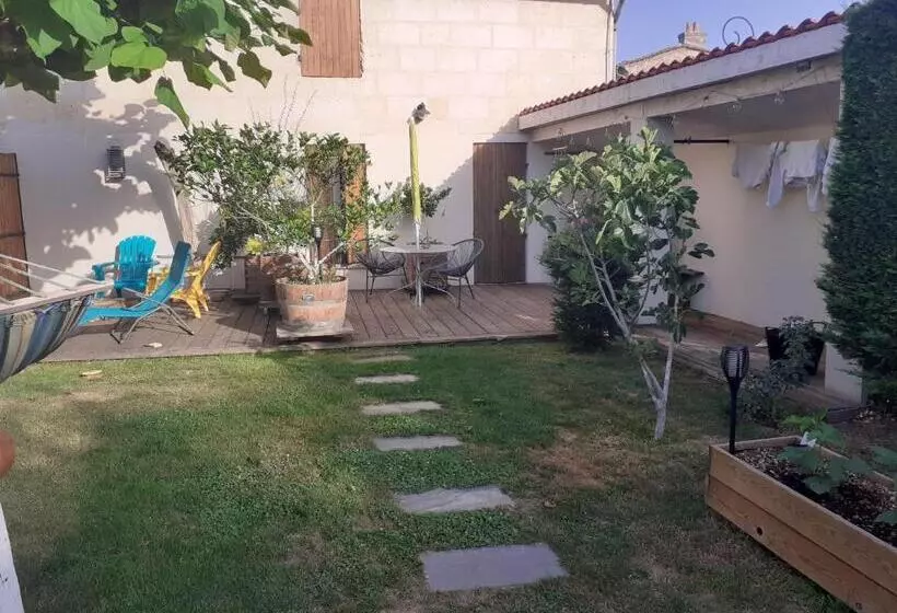 Aamiaismajoitus (B&B) Chez Jeanfi