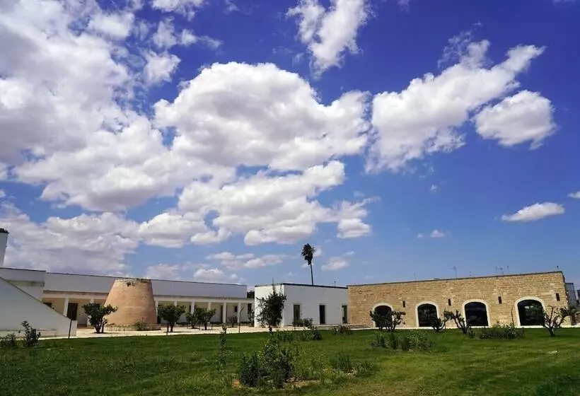 Masseria Rifisa Agriresort