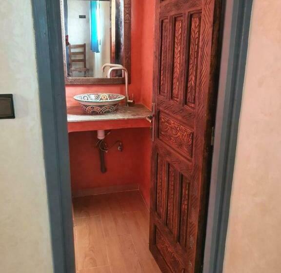 پانسیون Riad Anis