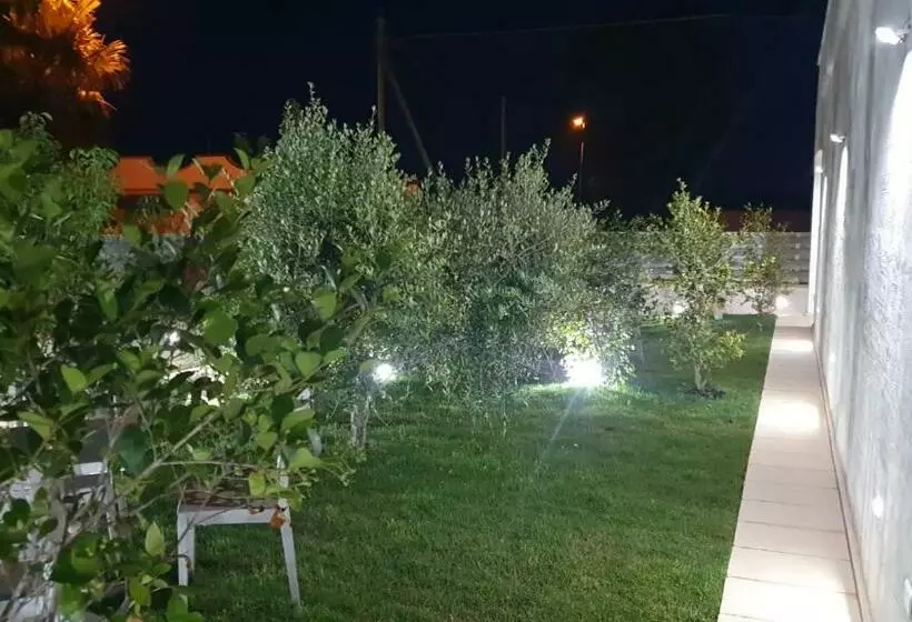 Majatalo Sea Beach Home